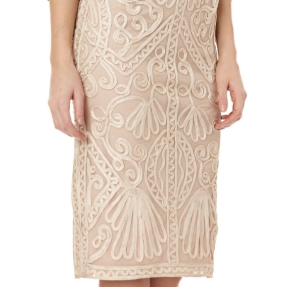 Sheer sleeve sheath JS collection dress - Picture 3 of 7